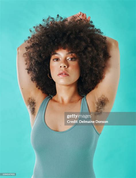 behaarte frauen fotos|stark behaarte Frauen, behaarte Arme / strongly hairy Arms